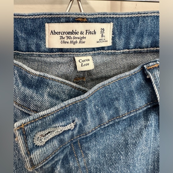 Abercrombie and Fitch Curve Love 90s Straight Ultra High Rise-XL Length - Picture 4 of 4